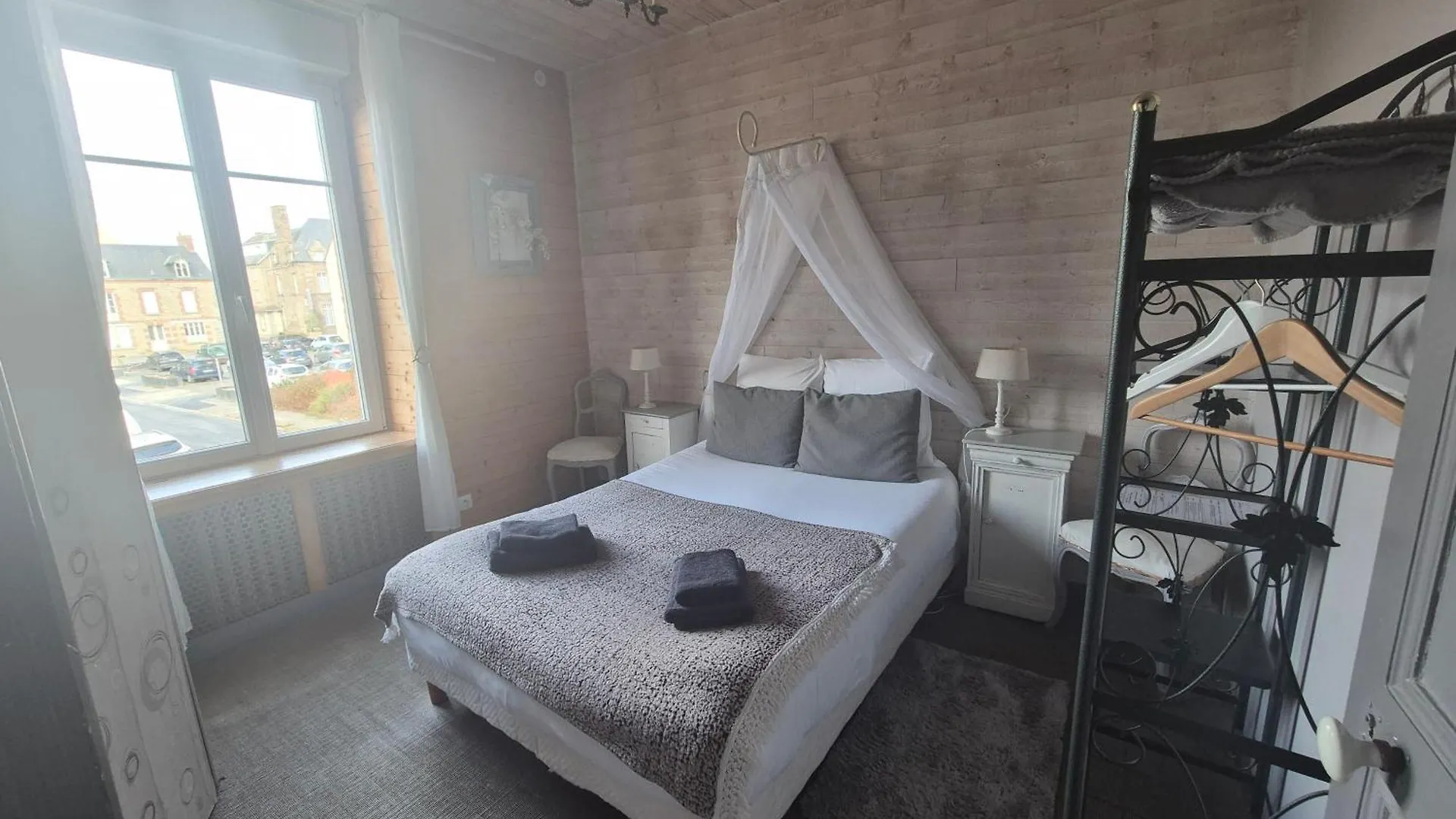 Hotel L'Ame Du Gourmand Pontorson