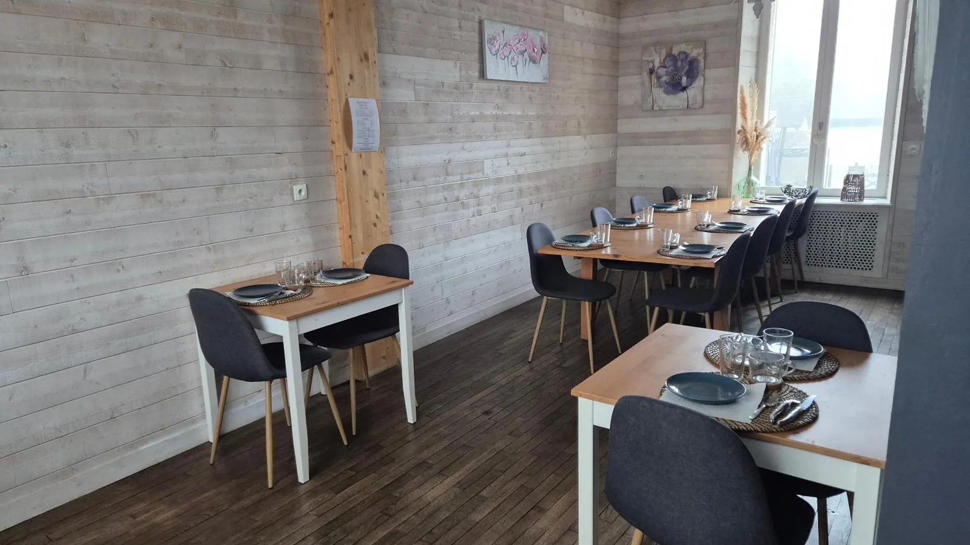 Hotel L'Ame Du Gourmand Pontorson 2*,  Francia