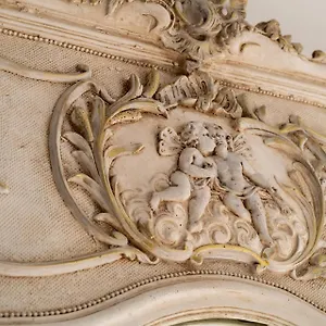 https://bien-dexception-en-face-du-palais-des-papes.aixenprovencehotels.org